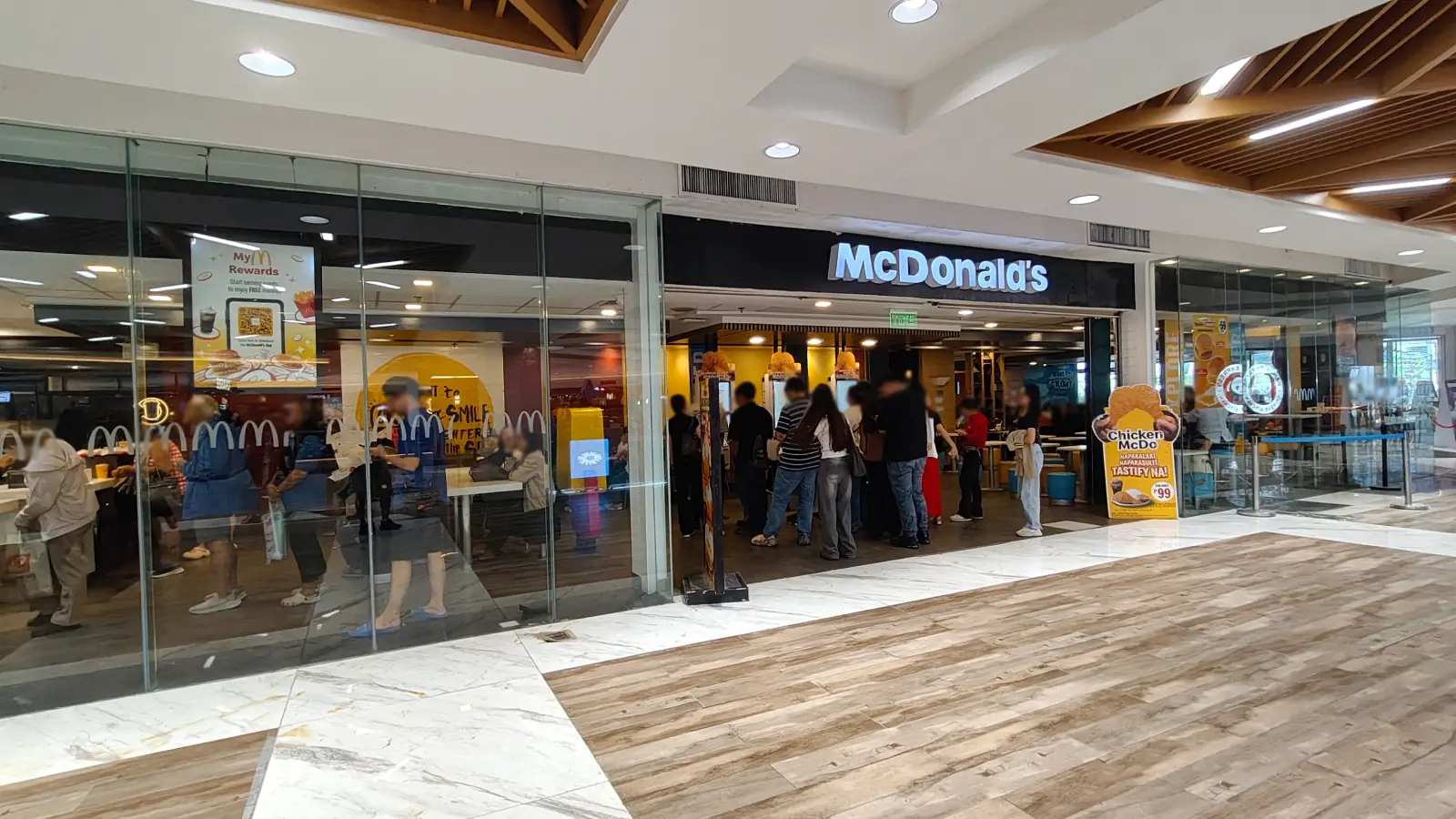 MCDONALD'S in Robinsons Place Manila